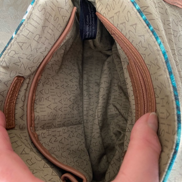 Isaac Mizrahi teal floral print crossbody, with Carmel trim - Picture 8 of 15